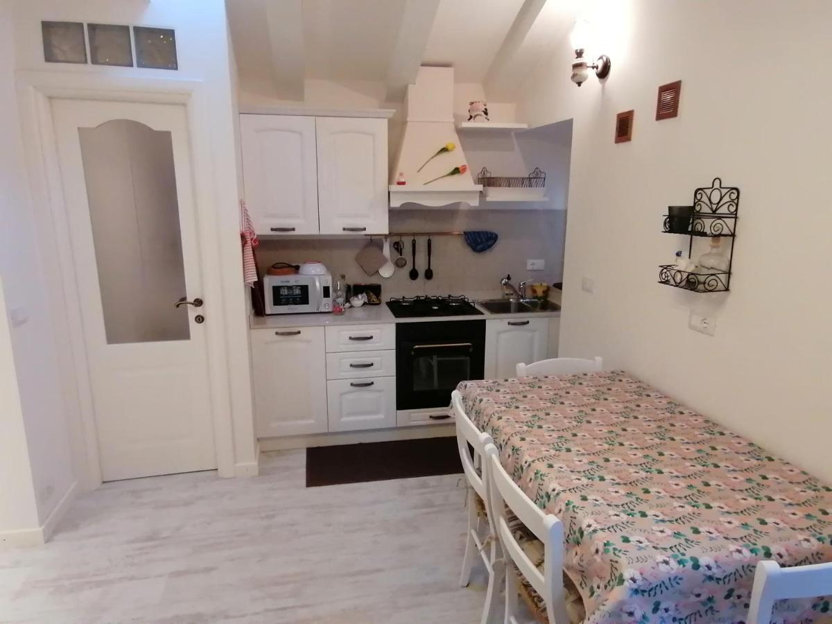 Apartamento Tana Bianca Trieste Exterior foto